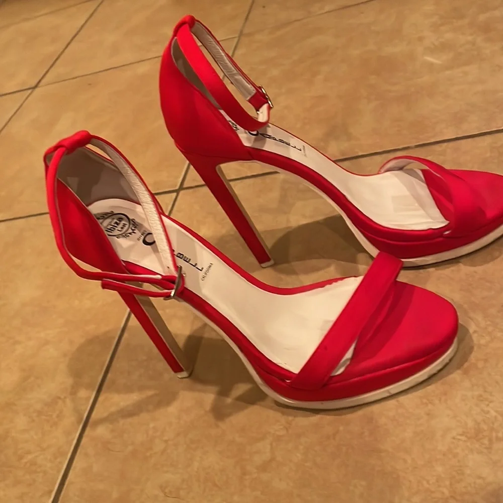 Jeffrey Campbell California heels ๐ - Picture 2 of 6